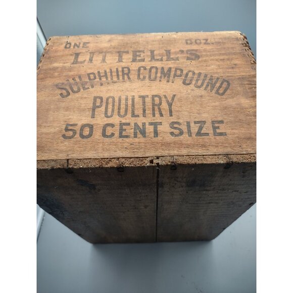 Antique 1900s Littell's Sulphur Compound Poultry Dovetail Wood Box, St. Louis MO - Picture 4 of 16